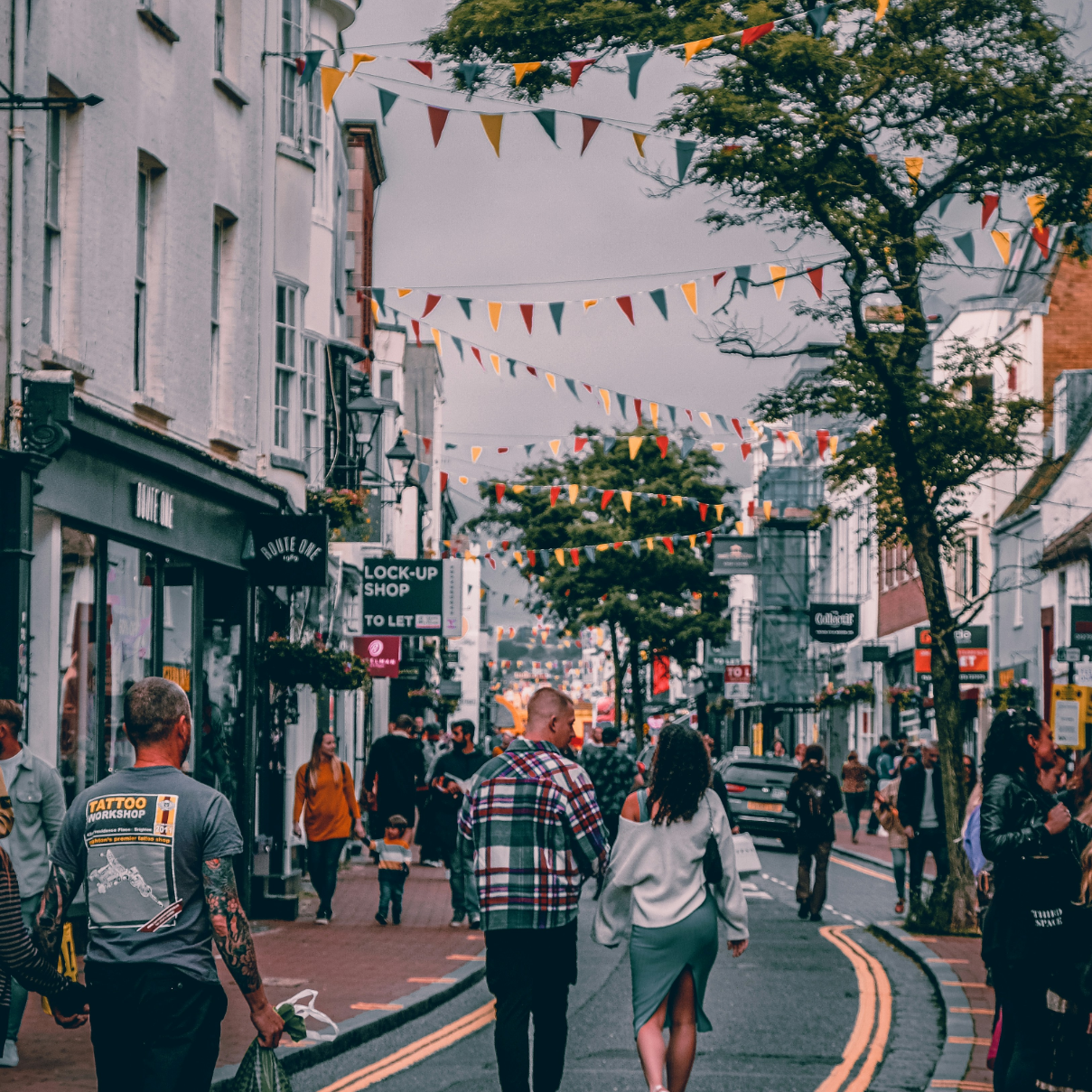 Street Scene Square1